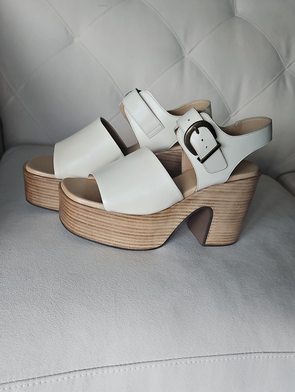 Seychelles Mosh Pit Stacked Heel in Ivory Size 9 US